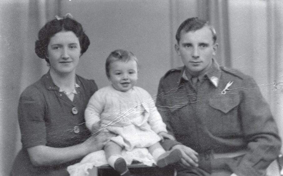 Stan and Isa with their first child, Stanley.