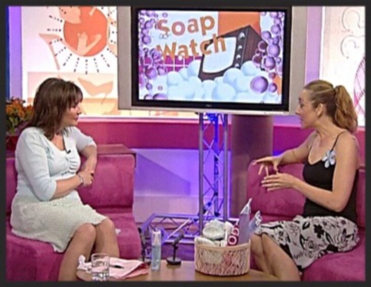 Tina Baker on the GMTV sofa with Lorraine Kelly.