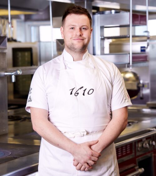 Fraser-Cameron-head-chef-at-the-globe-inn-dumfries