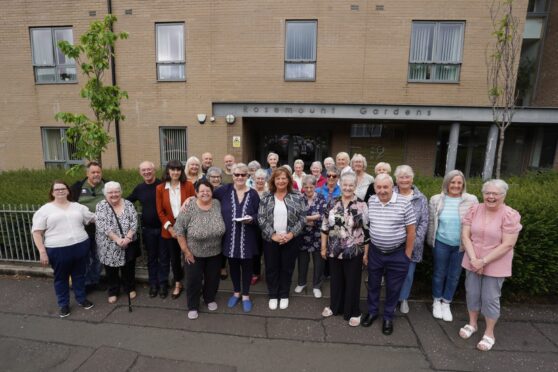MSP Fiona Hislop visiting Rosemount Gardens.