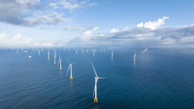 Chinese firm Mingyang want to build wind farms in Scottish waters.