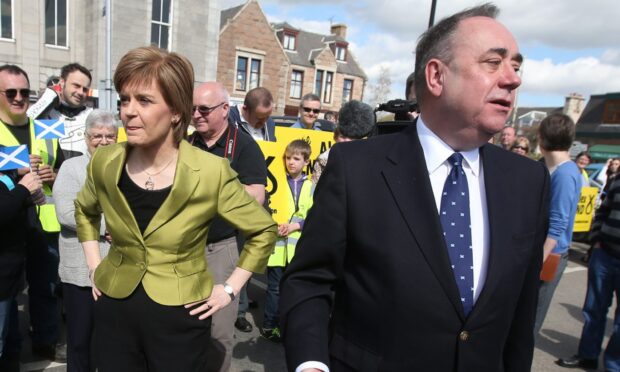 Nicola Sturgeon with Alex Salmond in 2015.