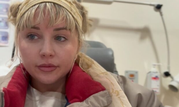 Singer Roisin McCarney undergoes treatment for melanoma.