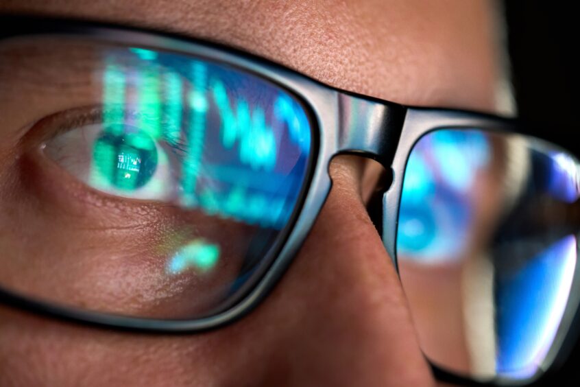 Through the looking glasses: Advances in smart specs see 88% of Scots back crackdown