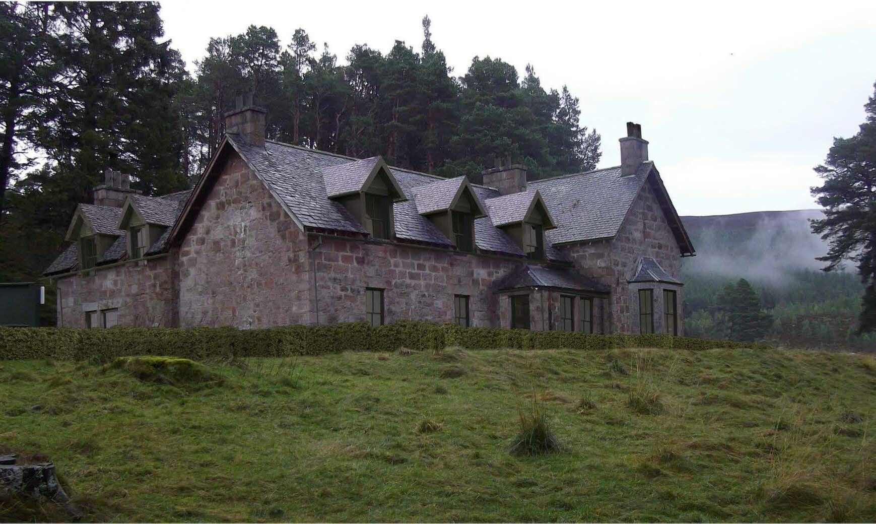 The 18th century hunting lodge