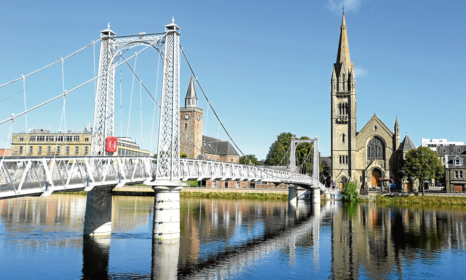 Inverness shoplifter threw himself into river to evade police