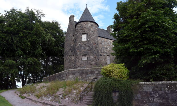 Plans to transform Wallace Tower into a cafe have finally been approved.