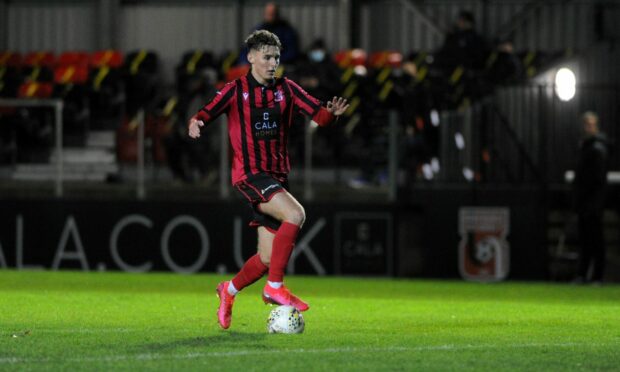 Kieran Shanks in action for Inverurie Locos