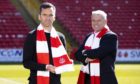 Aberdeen manager Stephen Glass (l) and chairman Dave Cormack