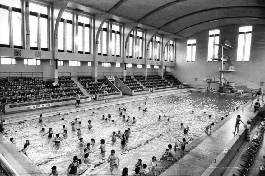 A busy session at Aberdeen's Bon-Accord Baths on Justice Mill Lane in this picture from October 1990.