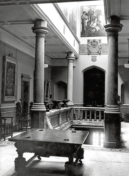 1930s: The upper vestibule and entrance to Trinity Hall in Union Street.