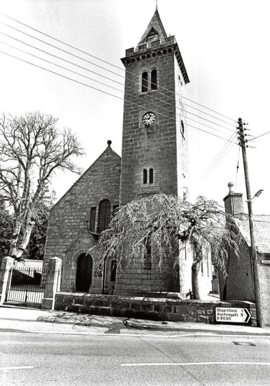 1989: The front of Deer Parish Church.