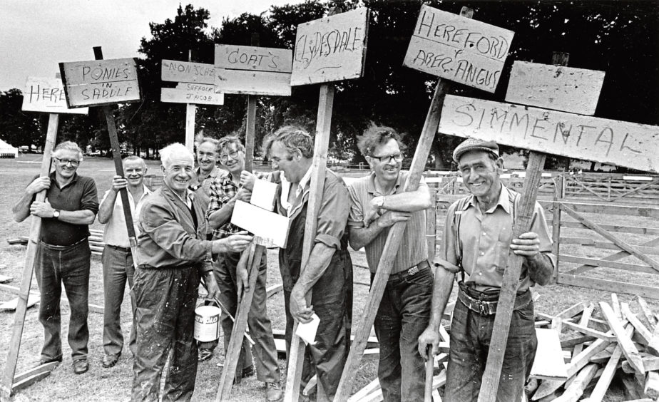 Putting up the signposts to Banchory Show were, from left, Charlie Leslie, Davie Humble, Jim Mitchell, Norman Wight, Bill Kidd, Frank Smart, Gordon Leslie, and Bob England
