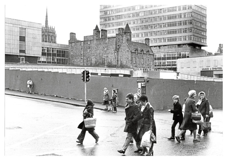 1983: Provost Skene’s House can now be seen by passers-by due to the demolition of the buildings