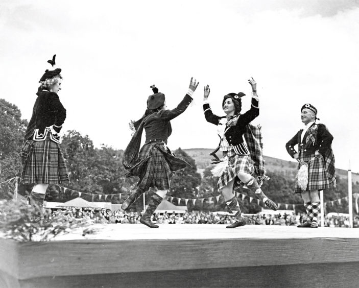 1953: Eleanor Johnstoun, Betty Jessiman, Louise McRae and Jos L McKenzie dance the Reel of Tulloch