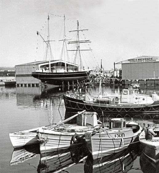 1971: The launch of the schooner Captain Scott from the Herd and Mackenzie shipyard