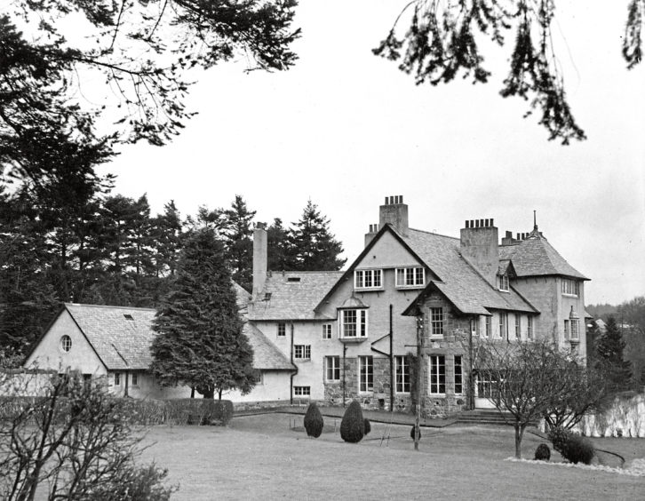 1946: The Tor-Na-Dee Nurses Home at Murtle Den, Milltimber