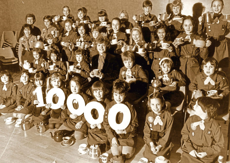 1985: The Craigiebuckler Brownie pack raised £1,000 to buy 10,000 meals for less fortunate children