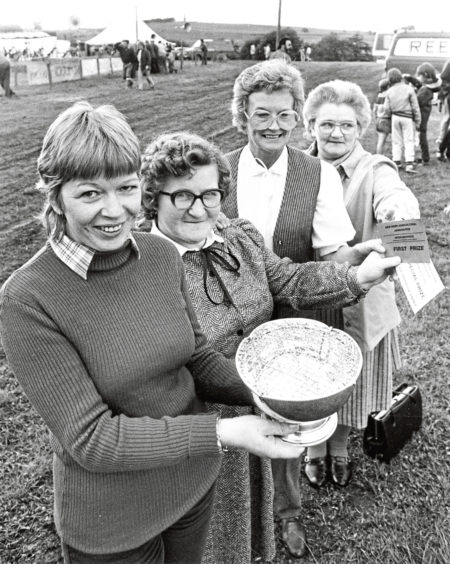 1985: Winners of the New Deer Show Rose Bowl Jean Winterbottom, Margaret Gray, Mary Smith and Jean Davis