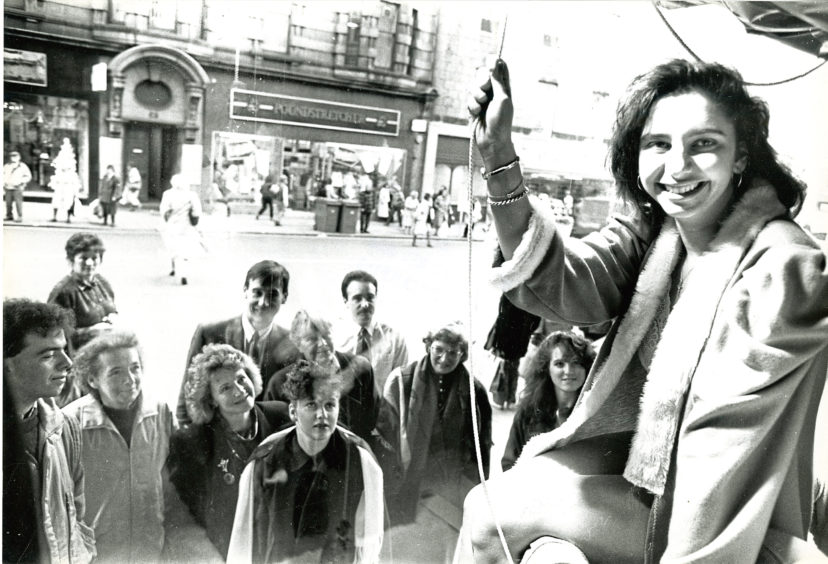 1989: Female Santa Claus Carla Morrocco greets Christmas shoppers at E&M’s on Union Street