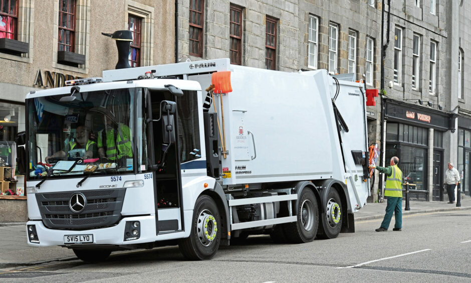 A Waste pick-up lorry in Aberdeen