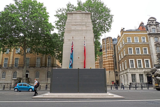 Cenotaph boarded over in Whitehall