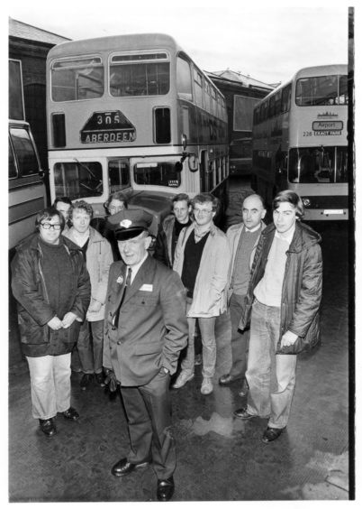 1983: : Bus driver Eddie Sim taking the last Bristol FLF bus on its last public service outing.