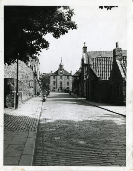 1958: Looking down the street in Old Aberdeen towards the Town House.