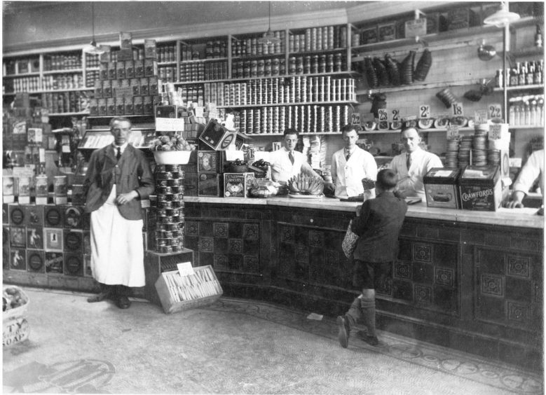 Norco shop interior - 1920