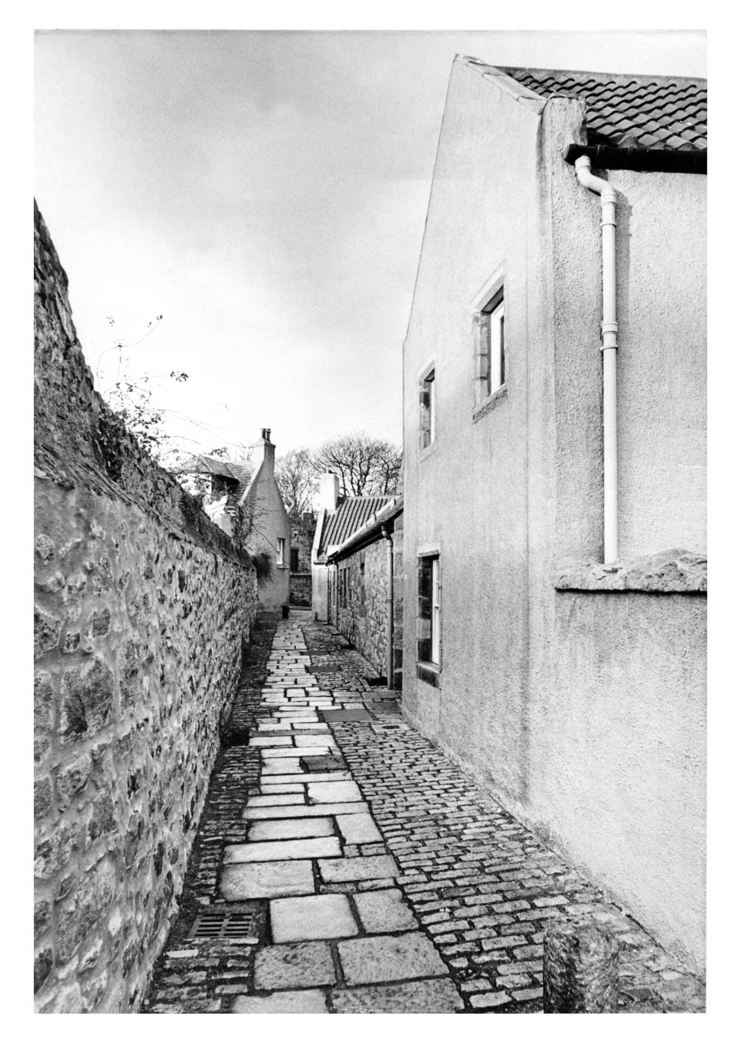 1971: The then newly refurbished Clark's Lane between Don Street and Dunbar Street.