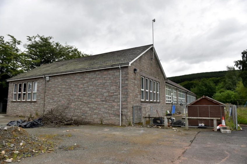 Pupils haven't attended Gartly School since an oil leak in 2018. Image: Scott Baxter/DC Thomson