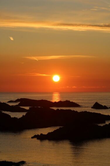 VA Nov - RediscoverABDN - Alana Willox - Summer sunset
