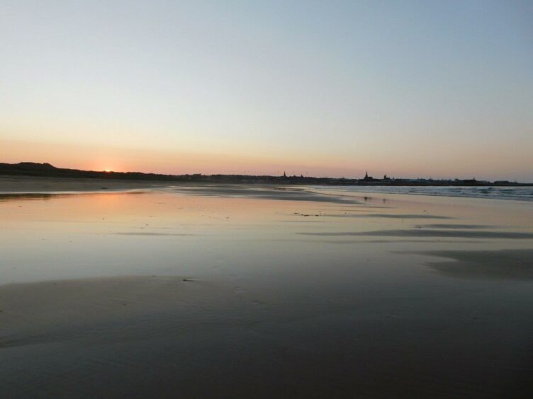 VA Nov - RediscoverABDN - Sunset at Fraserburgh Beach