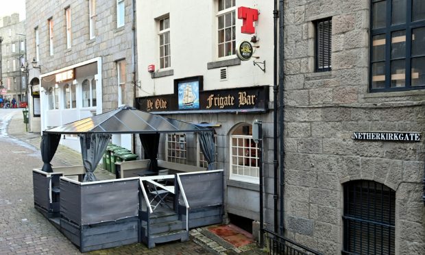 Ye Olde Frigate outdoor seating area