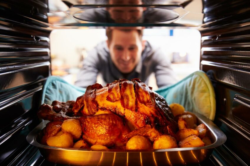 Cooking turkey in an oven this christmas is better for the environment than choosing beef.