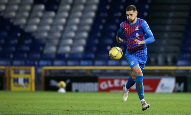 Robbie Deas, in action here against Queen of the South, is wanted by St Johnstone.