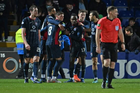 Ross County celebrate Regan Charles-Cook's goal against Motherwell in January 2022. Image: SNS