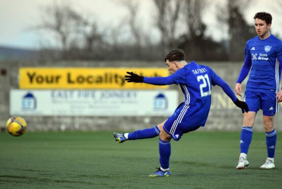 Peterhead midfielder Grant Savoury