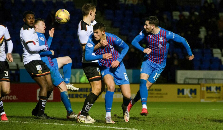 Kirk Broadfoot heads in the late equaliser for Caley Thistle
