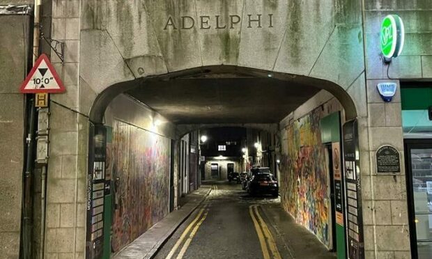 A Red Plaque is planned for Adelphi Court in Aberdeen, where firefighter William Fraser lost his life in 1909.