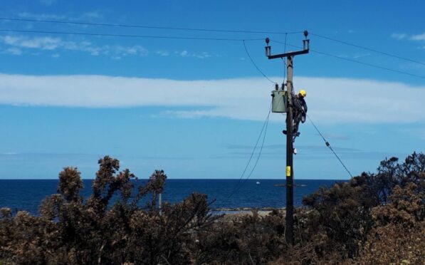SSEN engineers working on power cables near Portgordon
