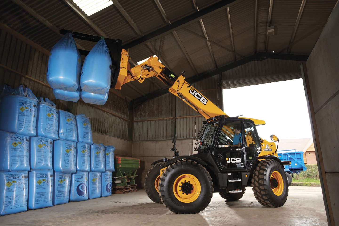 Fertiliser stores could be targeted by thieves, warns NFU Mutual.