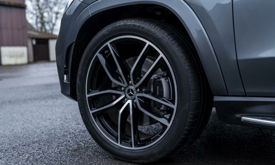 Close up of the Mercedes GLS wheel