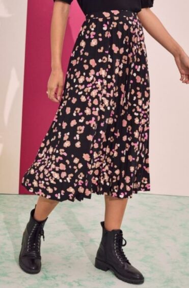 Next - Love & Roses Pleated Midi Skirt - £32