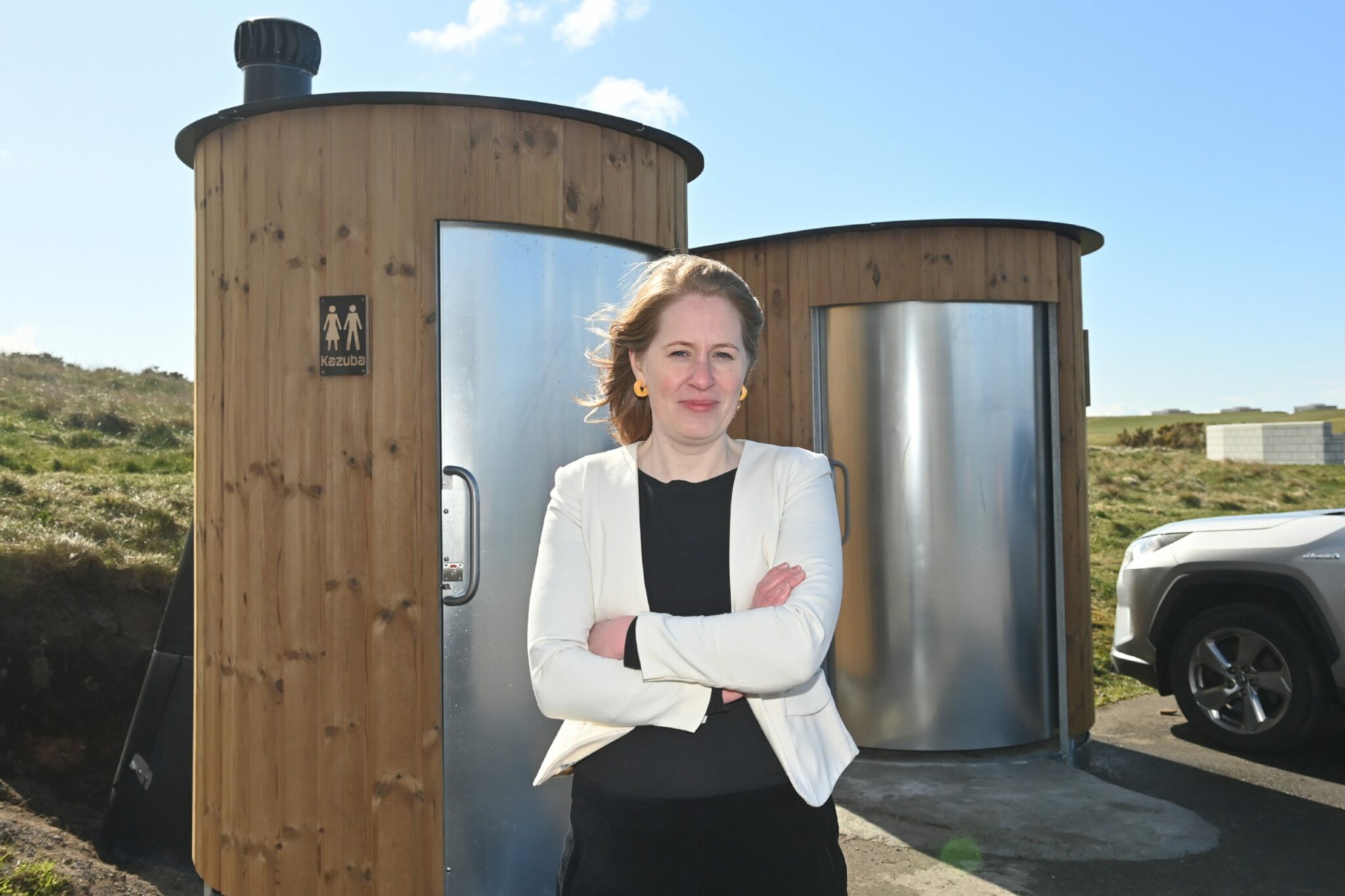 Toilets that don't need power, water or chemicals installed at Torry