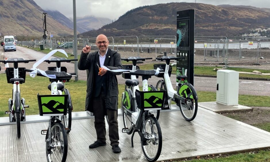 Hi-Bike Fort William was launched by Patrick Harvey, Minister of Active Travel, who cut the ribbon in Caol.