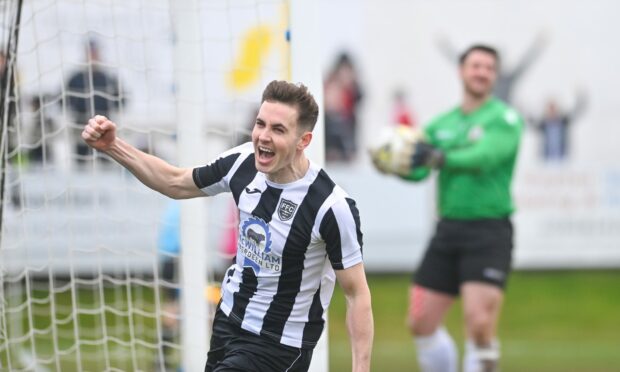 Fraserburgh striker Paul Campbell is hoping to put his injury problems behind him