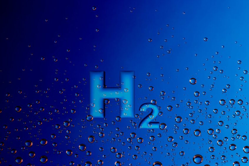 H2 and water drops