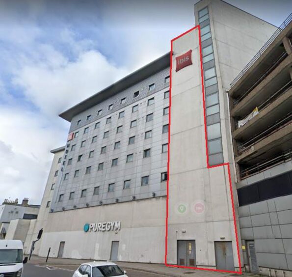 Ibis Hotel,15 Shiprow, Aberdeen.