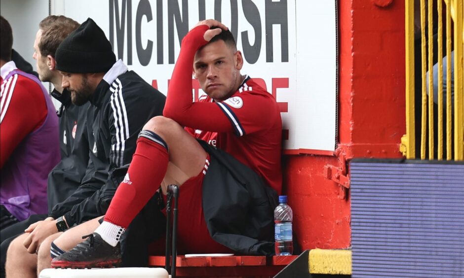 Former Dons striker shows his frustrated after being taken off against Dundee during the Premiership post-split in April 2022. Image: Shutterstock.